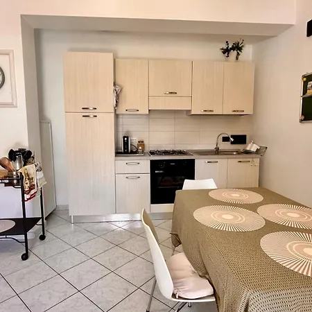 Apartment Crimson